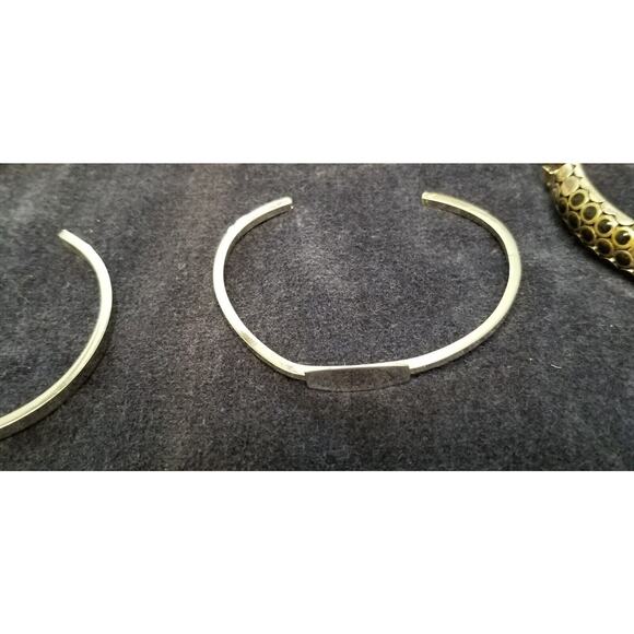 Twelve various bracelets goldtone , black and silvertone 51124 - Picture 13 of 16